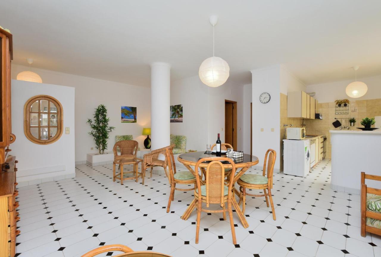 קוסטה דה קפאריקה Palmeiras Beach Apartment מראה חיצוני תמונה